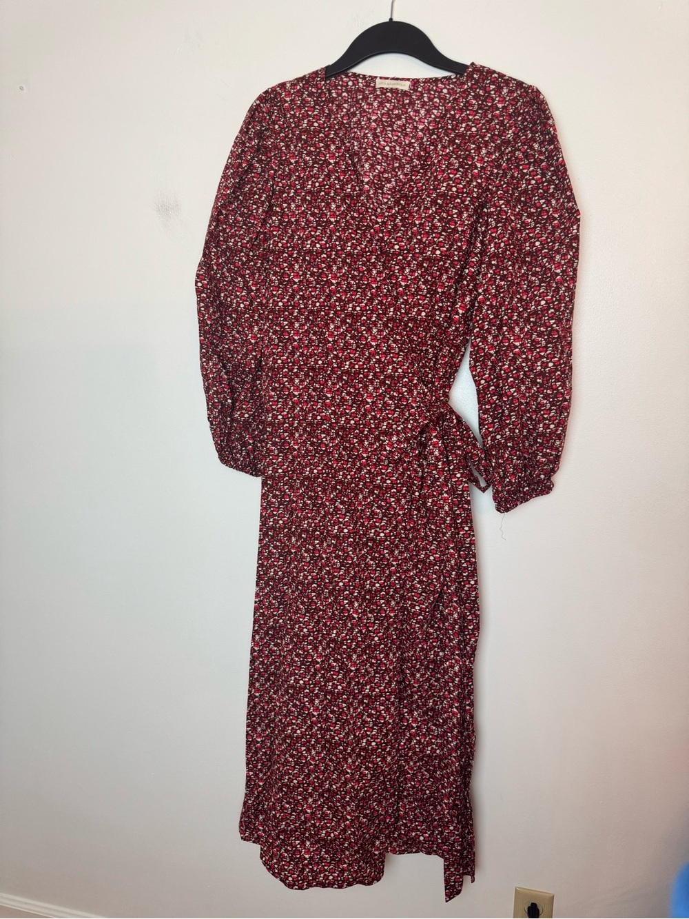 ANN MASHBURN Red Floral Wrap Midi Dress